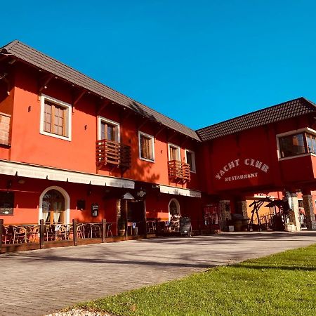 Resort Majak Horní Soběšovice Exteriör bild
